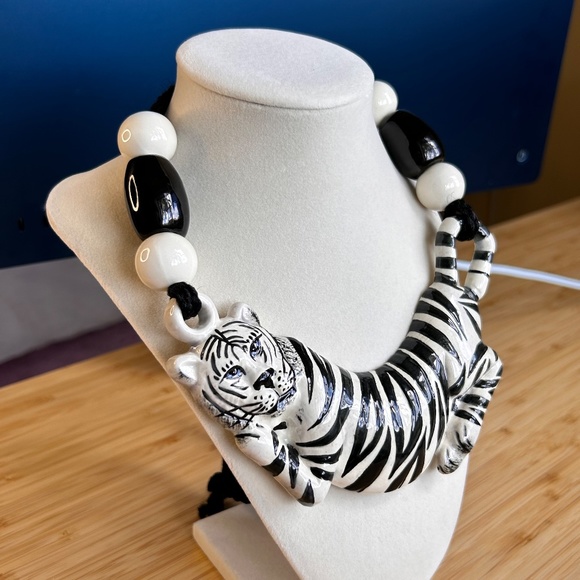 Vintage Large Zebra Ceramic Necklace - Artist Signed - Picture 2 of 7
